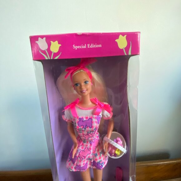 Vintage 90’s Easter Barbie Doll Special Edition 1996 Mattel, New in box - Picture 2 of 9